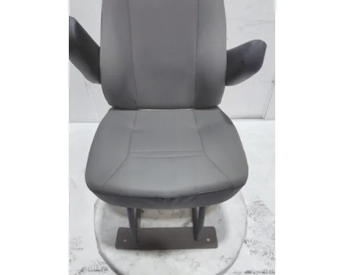 INTERNATIONAL LT Seat, Front