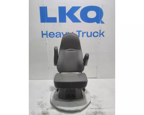 INTERNATIONAL LT Seat, Front