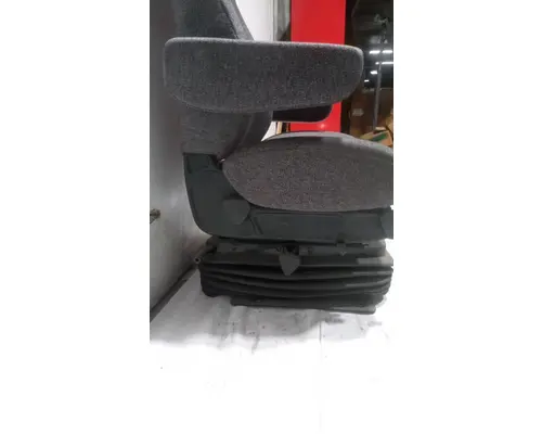 INTERNATIONAL LT Seat, Front