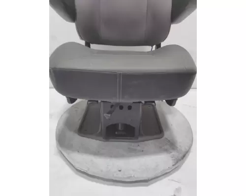 INTERNATIONAL LT Seat, Front