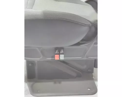 INTERNATIONAL LT Seat, Front