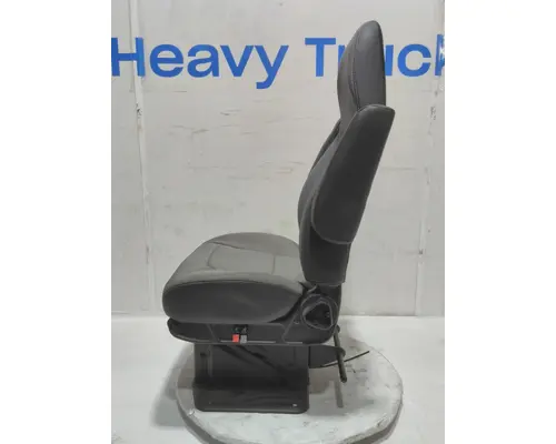 INTERNATIONAL LT Seat Assemblies