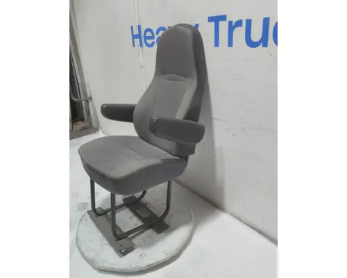 INTERNATIONAL LT Seat Assemblies