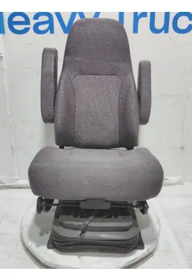 INTERNATIONAL LT Seats