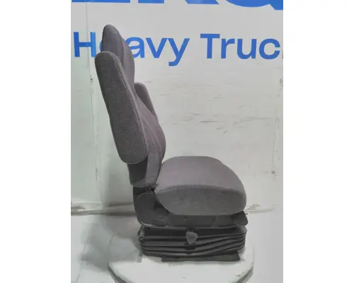 INTERNATIONAL LT Seats