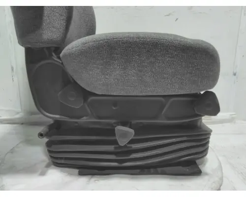 INTERNATIONAL LT Seats