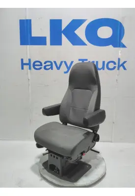 INTERNATIONAL LT Seats