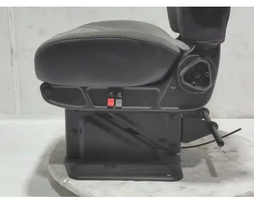 INTERNATIONAL LT Seats