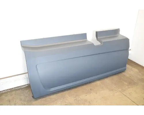 INTERNATIONAL LT Side Fairing