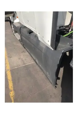 INTERNATIONAL LT Side Fairing