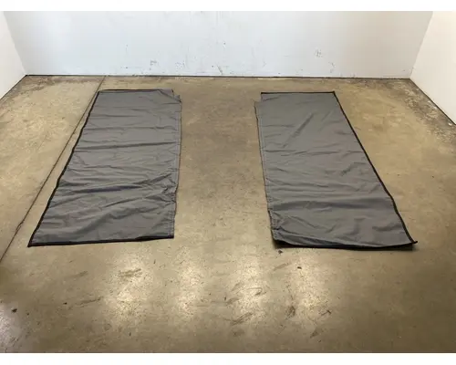 INTERNATIONAL LT Sleeper