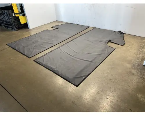 INTERNATIONAL LT Sleeper