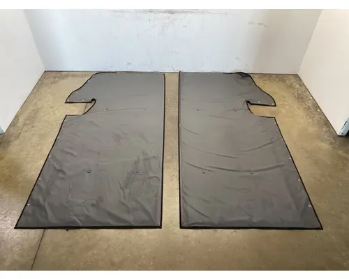 INTERNATIONAL LT Sleeper