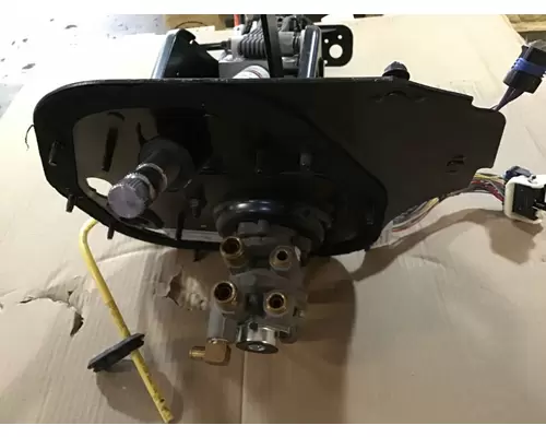 INTERNATIONAL LT Steering Column