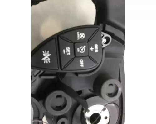 INTERNATIONAL LT Steering Wheel