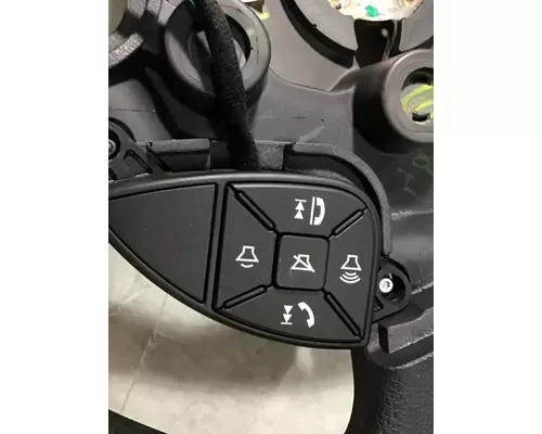 INTERNATIONAL LT Steering Wheel