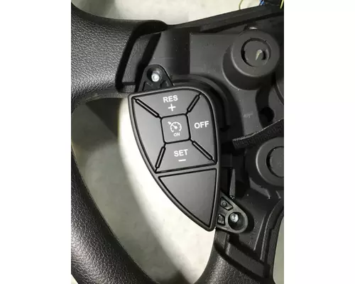 INTERNATIONAL LT Steering Wheel