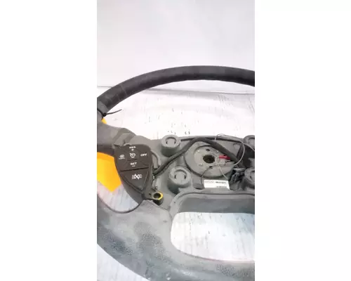 INTERNATIONAL LT Steering Wheel