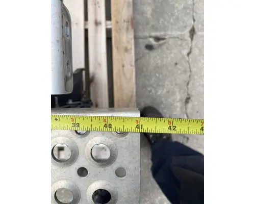 INTERNATIONAL LT Step