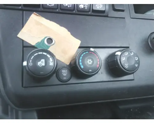 INTERNATIONAL LT TEMPERATURE CONTROL