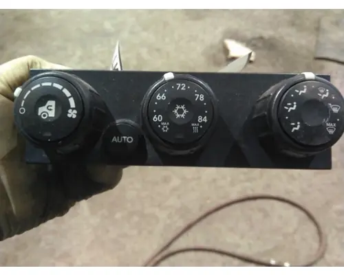 INTERNATIONAL LT TEMPERATURE CONTROL