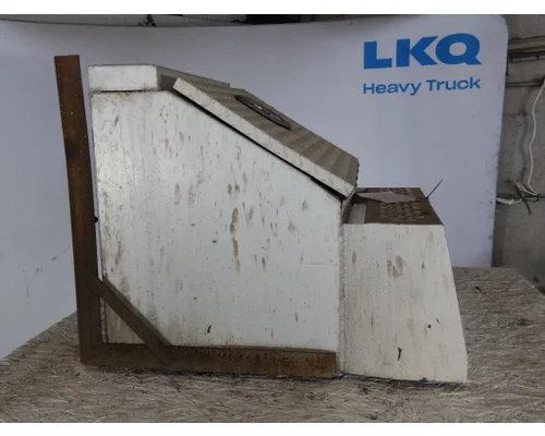 INTERNATIONAL LT TOOL BOX