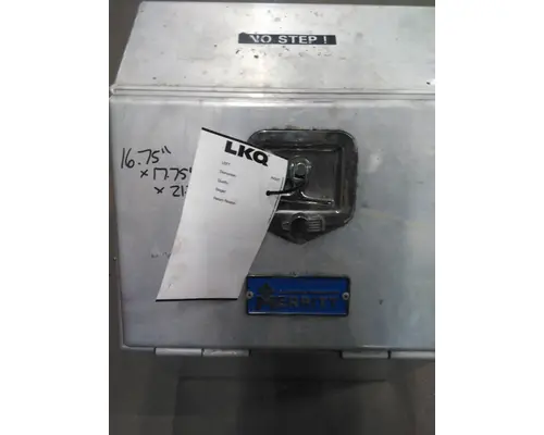 INTERNATIONAL LT TOOL BOX