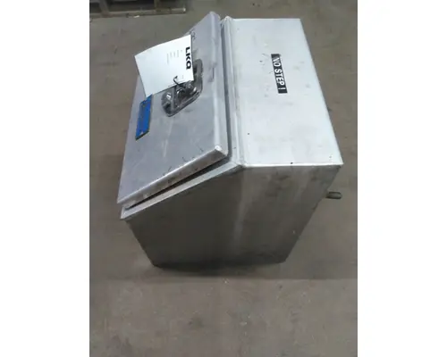 INTERNATIONAL LT TOOL BOX