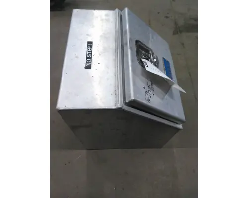 INTERNATIONAL LT TOOL BOX