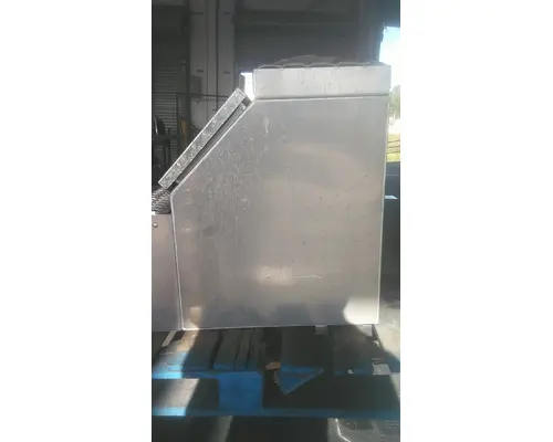 INTERNATIONAL LT TOOL BOX