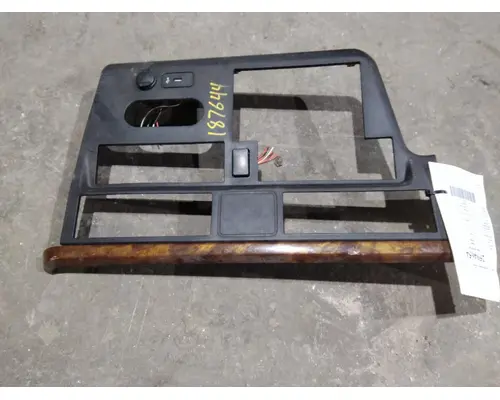 INTERNATIONAL LT TRIM INTERIOR