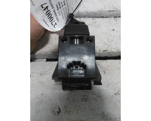 INTERNATIONAL LT TURN SIGNAL SWITCH