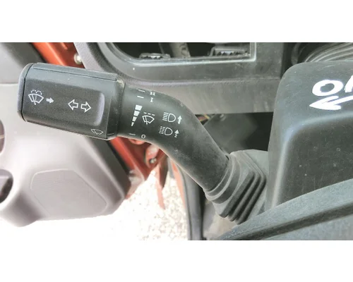 INTERNATIONAL LT TURN SIGNAL SWITCH