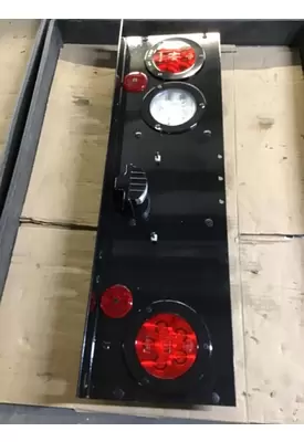INTERNATIONAL LT Tail Lamp