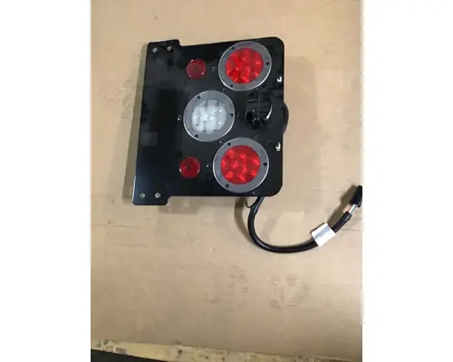 INTERNATIONAL LT Tail Lamp