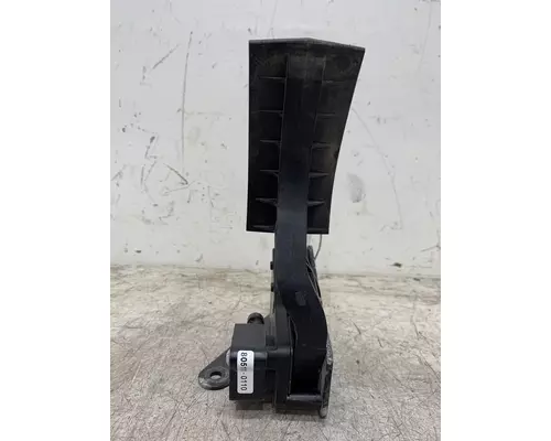 INTERNATIONAL LT Throttle Pedal