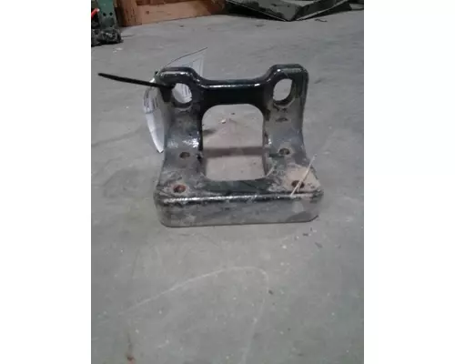 INTERNATIONAL LT Transmission Crossmember  Mounts