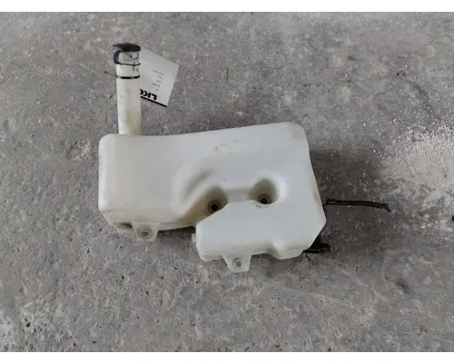 INTERNATIONAL LT WINDSHIELD WASHER RESERVOIR