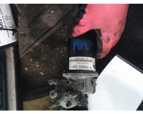 INTERNATIONAL LT WINDSHIELD WIPER MOTOR