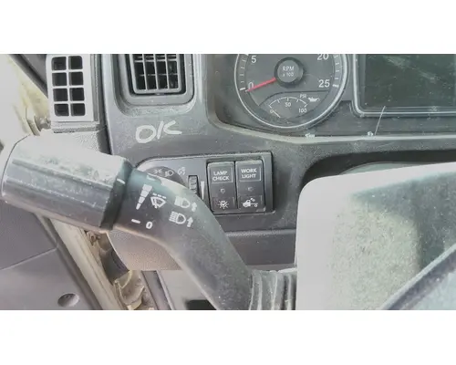 INTERNATIONAL LT WIPER SWITCH