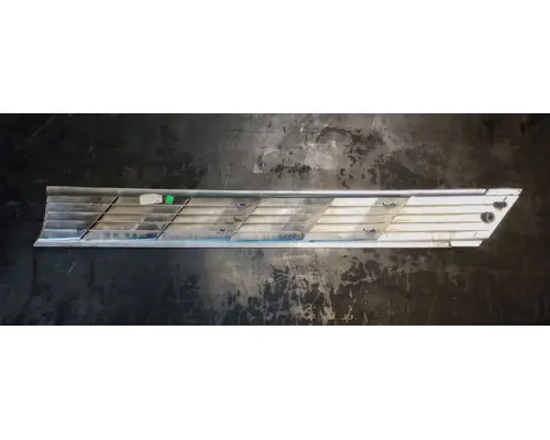 INTERNATIONAL LoneStar Hood Trim & Misc. Parts