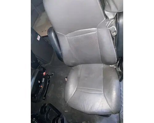 INTERNATIONAL Lonestar Cab