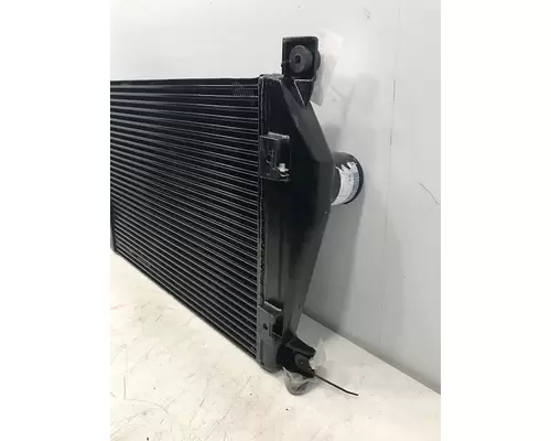 INTERNATIONAL Lonestar Charge Air Cooler