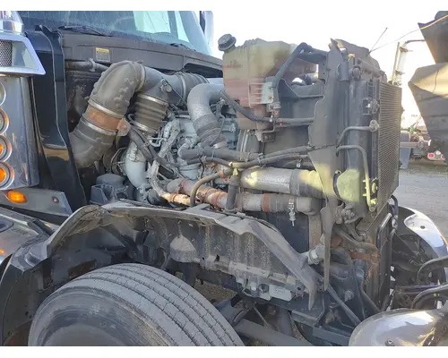 INTERNATIONAL Lonestar Complete Vehicle