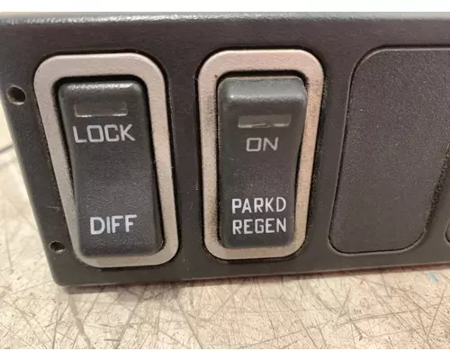 INTERNATIONAL Lonestar Dash  Console Switch