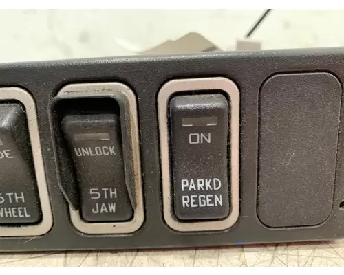 INTERNATIONAL Lonestar Dash  Console Switch
