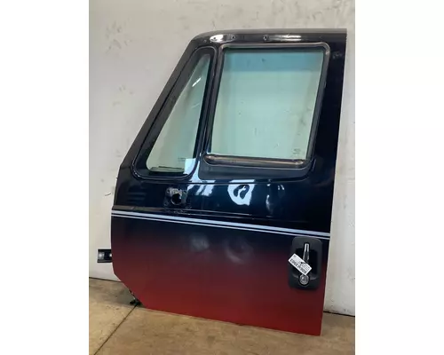 INTERNATIONAL Lonestar Door Assembly, Front