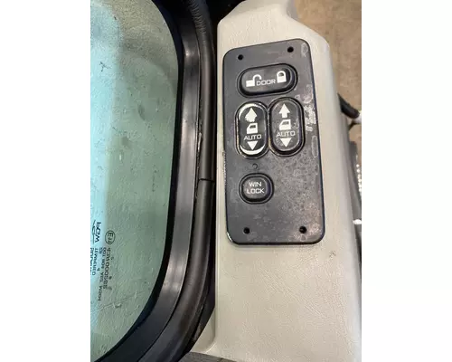INTERNATIONAL Lonestar Door Assembly, Front