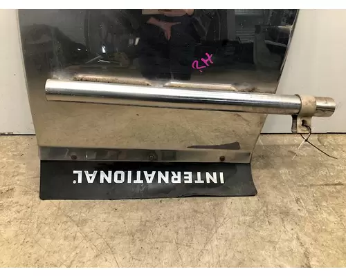 INTERNATIONAL Lonestar Fender Extension