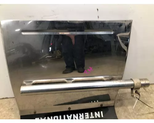 INTERNATIONAL Lonestar Fender Extension